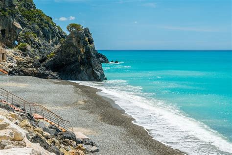 7 Best Nudist Beaches in Sicily : Guide to Nude Beaches in Italy